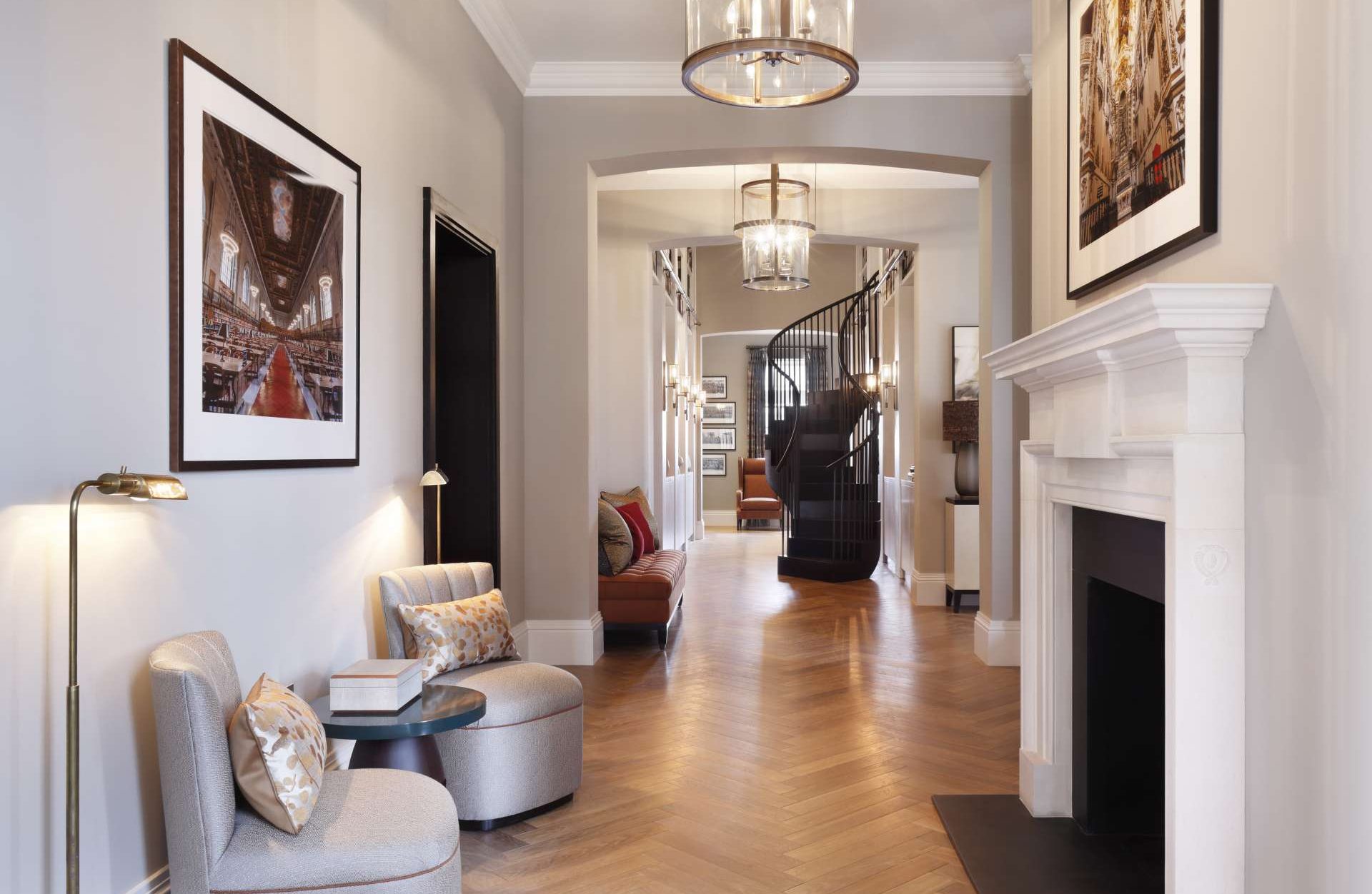 Kings-Library-Hallway