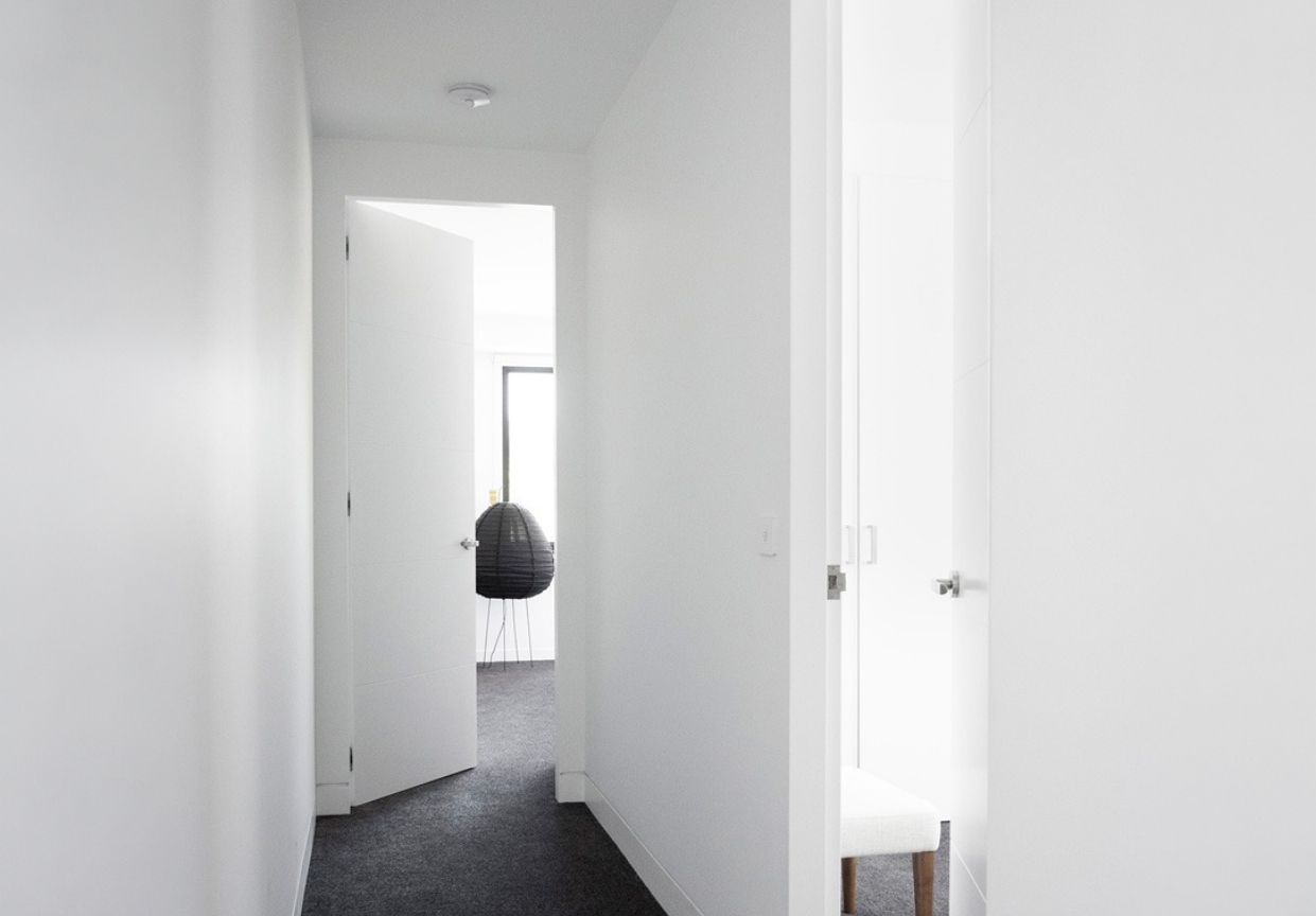How to Achieve a Perfect Flush Door Finish in New Builds and Renovations UK